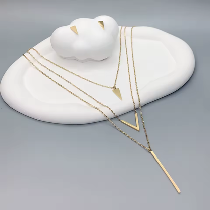 Collar Dorado Esencia en V